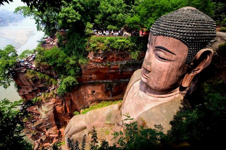 4 Días Tour de religión en Leshan